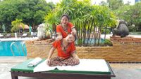 THAI Massage am Pool2